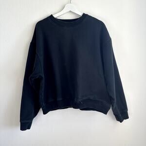 Black crewneck asymmetric zipper hem long sleeve sweatshirt sweater medium